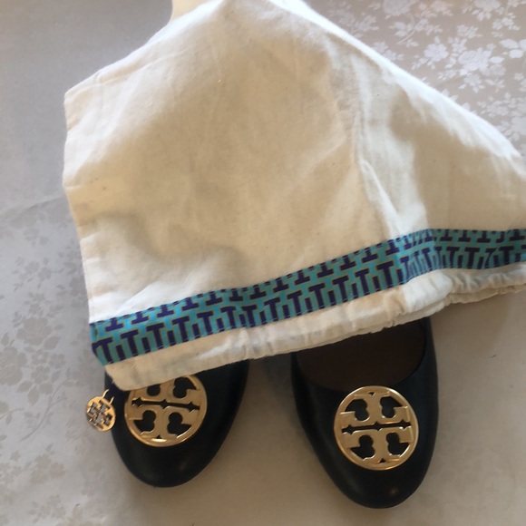 Tory Burch Chelsea Logo Medallion Wedge Size 9 - Picture 13 of 13